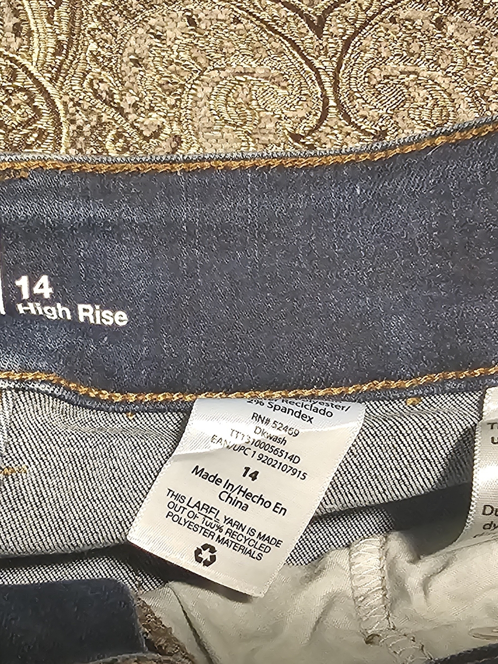 Time and Tru Dark Indigo Cropped High-Rise Jeans - Picture 3 of 3